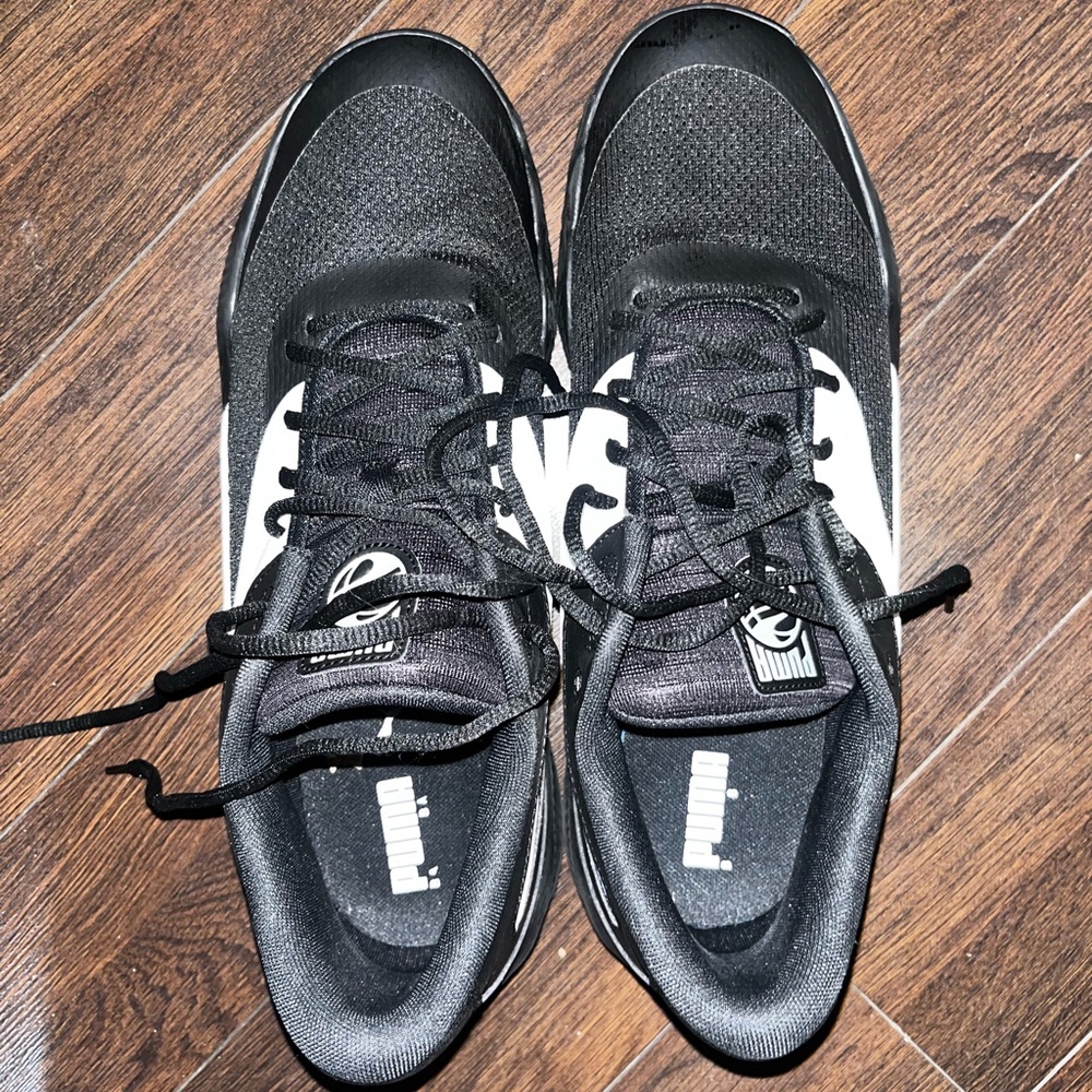 Puma sneakers